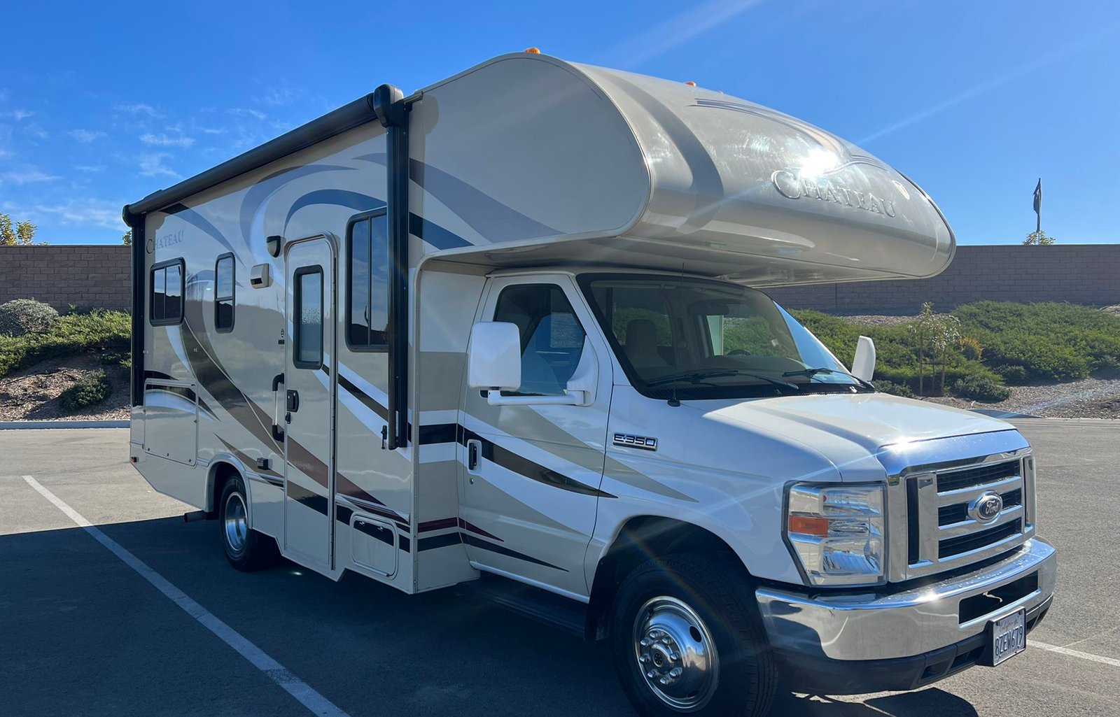2015 Thor Motor Coach Chateau 22E