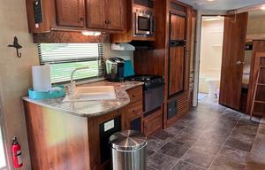 Clean & Cozy Hideout