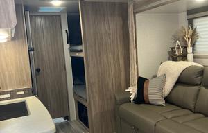 Minnie Winnie FLX | Solar Bunkhouse | Sleeps 6!