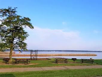 Picnic Area at Spillway Recreation Area