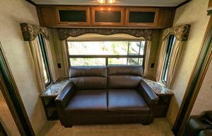 Keystone Cougar | Luxury Chef's Kitchen & 3 Slides