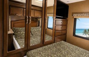 2017 Thor Motor Coach Freedom Elite 29FE