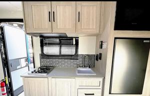 2025 Heartland 21bh RV rental photo 8