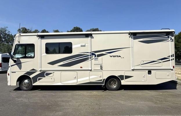 Memory Maker II Spacious RV with modern amenities.