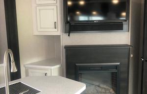 Family Friendly Bunk House- Highland Roamer 364BHS