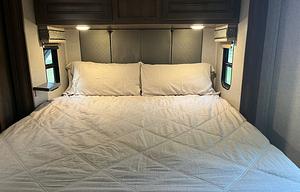 The Lone Star Lodge – Tailgate-Ready, Pet-Friendly