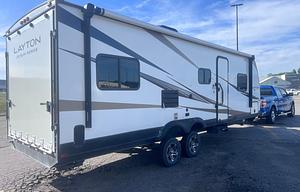 Adventure-Ready Glamping RV – PETS WELCOME!
