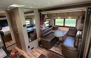 Luxury & Efficiency: Dynamax Isata 3 (Diesel)