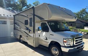2021 Minnie Winnie-A Family Road Trip Machine!