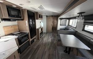 Spacious 9-Sleeper trailer w/ Oversized Bunkhouse