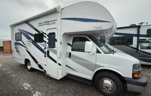 "Dorothy" - Easy Drive-24' Thor Elite - Sleeps 4-6