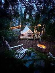 Stone City Treehouse