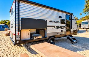 2026•Sleeps 8•Full Bunks•Slide-Out•Outdoor Kitchen