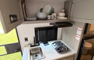 Lightweight Family Bunkhouse; Easy Tow; Stocked!