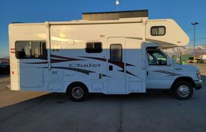 HECKLES - 2013 Winnebago Chalet Series M-24VR