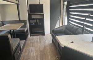 Mindy and Taylor’s family friendly RV Rental