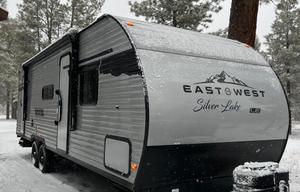 Adventure Travel Trailer | Sleeps 8 | Pet-Friendly