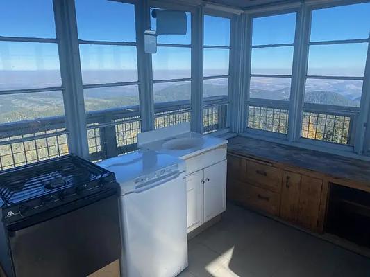 Flag Point Lookout Tower, Loop: 1