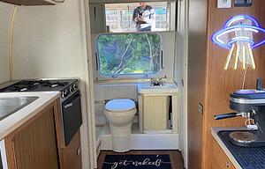 Airstream in 2 colors! Stand out!