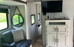 2022 Shasta Oasis 26DB