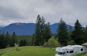 Beautiful, Spacious, Easy Driving Winnebago!