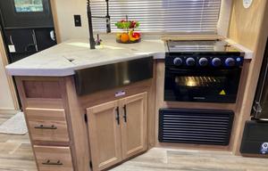 JJ’s Getaway Camper Rental