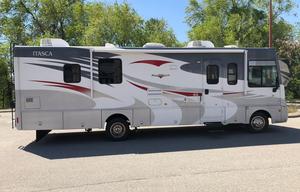 A La Vie (To Life) RV Rental
