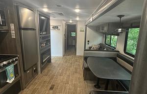 Jenny's Creek Camper Rental