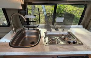 The Cozy Cruiser-Pet Friendly!