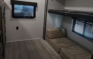 2020 Keystone RV Hideout 31BHDSWE