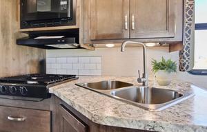 10-Person Jayco Redhawk 31F Vacation