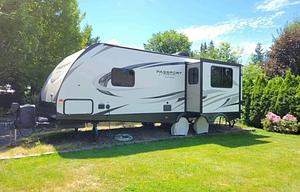 2019 Passport 2520RL Grand Touring RV rental photo 1