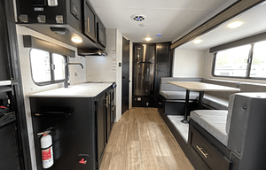 2021 Cherokee Wolf Pup Black Label 16PFBL RV rental photo 9