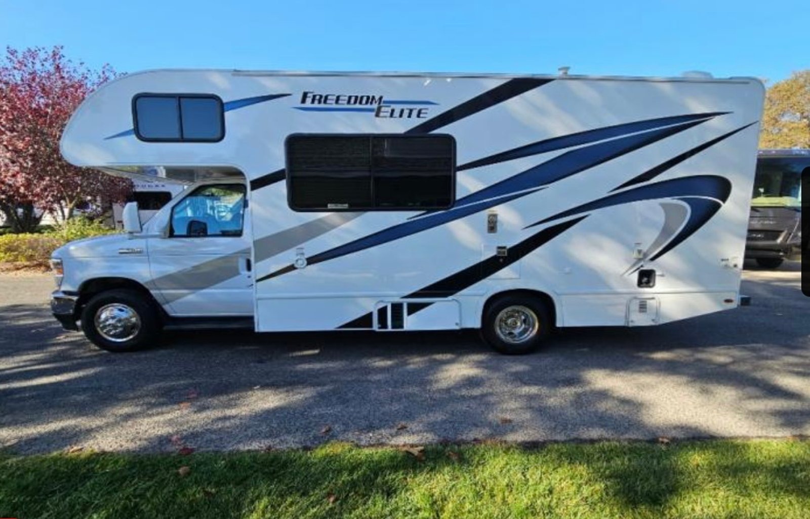 2022 Thor Motor Coach Freedom Elite 22HE