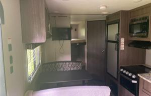 2019 Keystone RV Hideout 262LHS RV rental photo 4