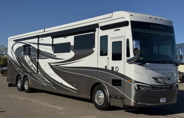 2020 Luxury Tiffin RV Deliver Disney/Daytona/Camps
