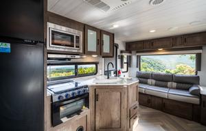 Sisna Camper Rental LLC