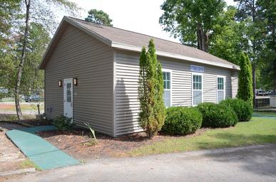 Americamps RV Resort