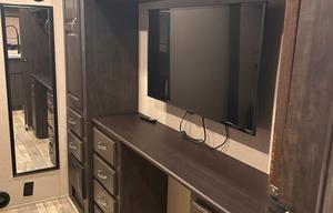 Katherine's Kingdom 2021 Coachmen Brookstone
