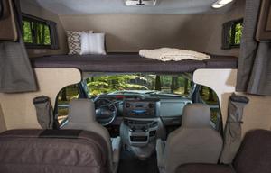 Pet Friendly 2018 Thor Motor Coach Four Winds 28A