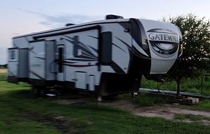2017 Heartland Gateway 3800 RLB