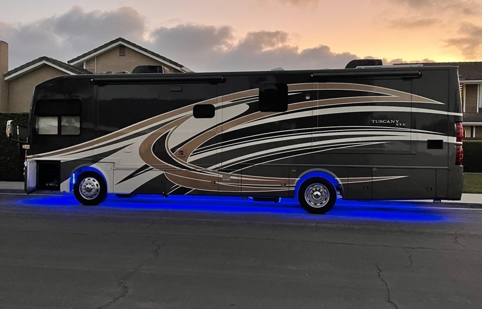Luxury Tuscany Diesel | Burning Man Ready