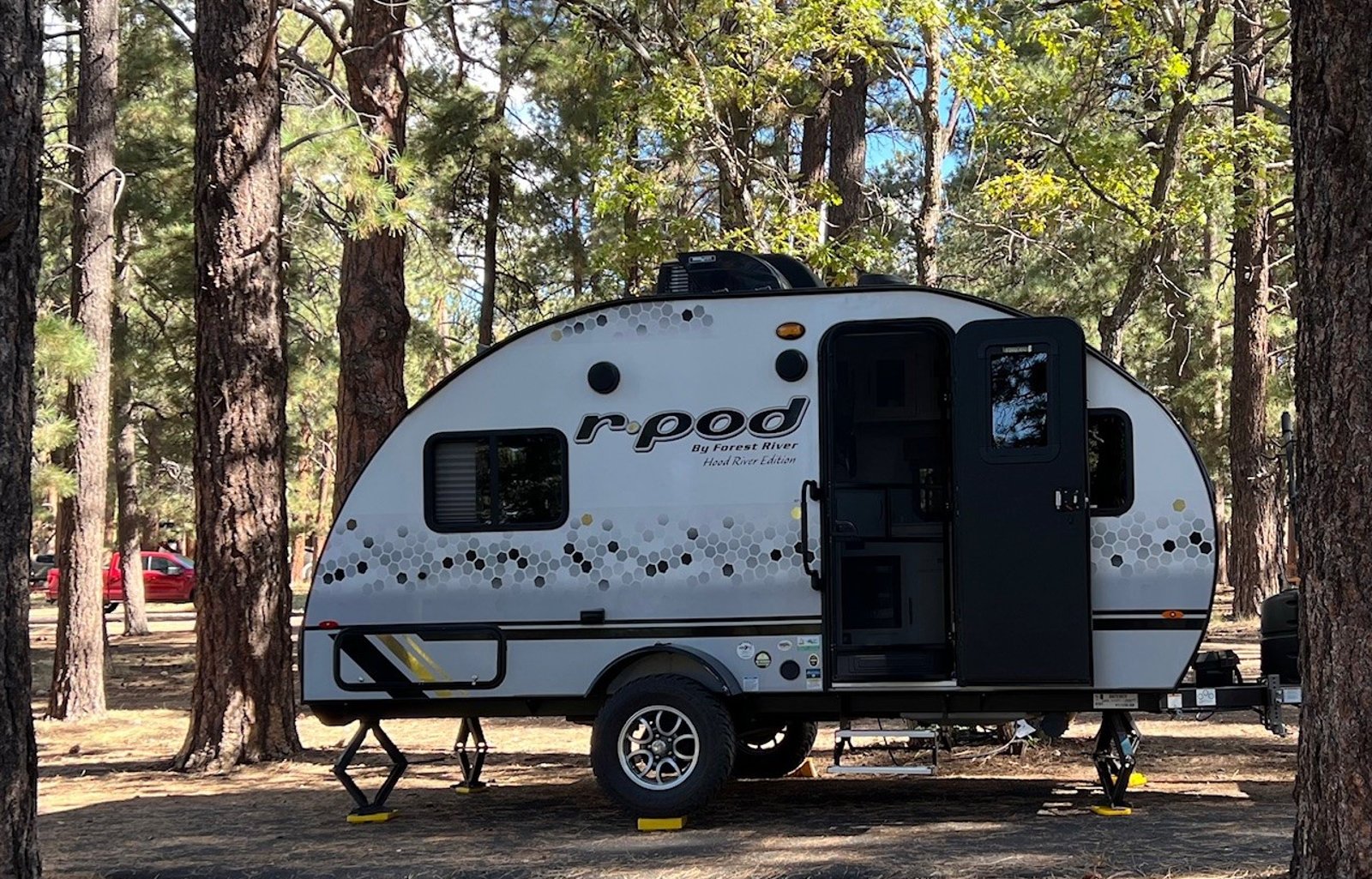 Cozy & Pet Friendly R Pod 171