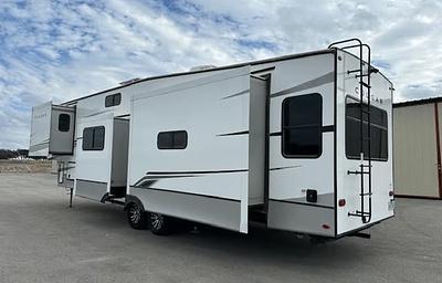 "Hill Country Cougar" Keystone Cougar 368MBI