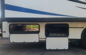 2022 Sunseeker "Lola" Fully Loaded with Solar