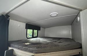 Fun Family Trailer! '22 Sundance Ultra Lite