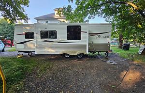 Clean and Comfy Camping Holiday