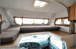 COMFORT HAVEN Class C 26’ - Sleeps 6