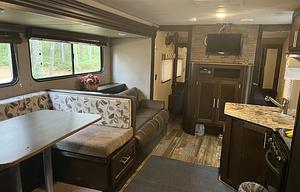 Forest River RV Cherokee Grey Wolf - Sleeps 9