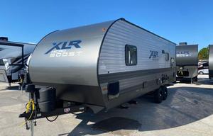 2023 XLR Micro Boost 25LRLE RV rental photo 9